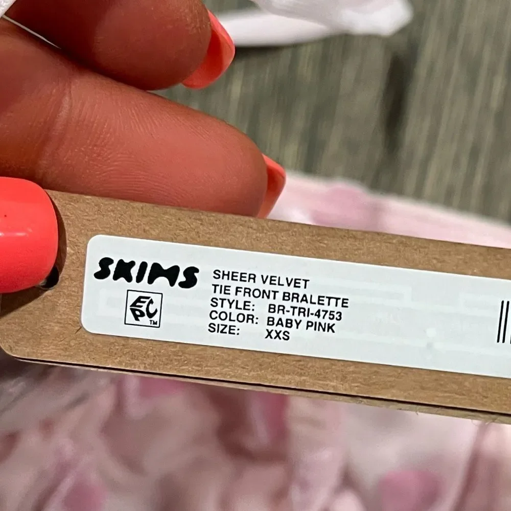 NWT Skims Sheer Velvet Tie Front Bralette Adjustable Straps Baby Pink Size XXS - Picture 2 of 4